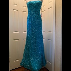 NWT! Full length sequin covered dress